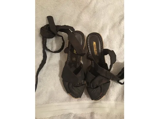 Autre Marque Sandalias de abeja mosca Marrón oscuro 