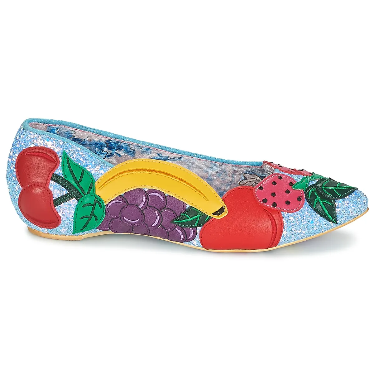 BANANA BOAT
