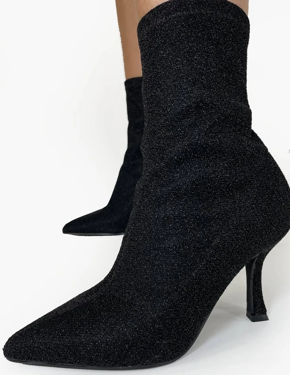 Botin brillo negro