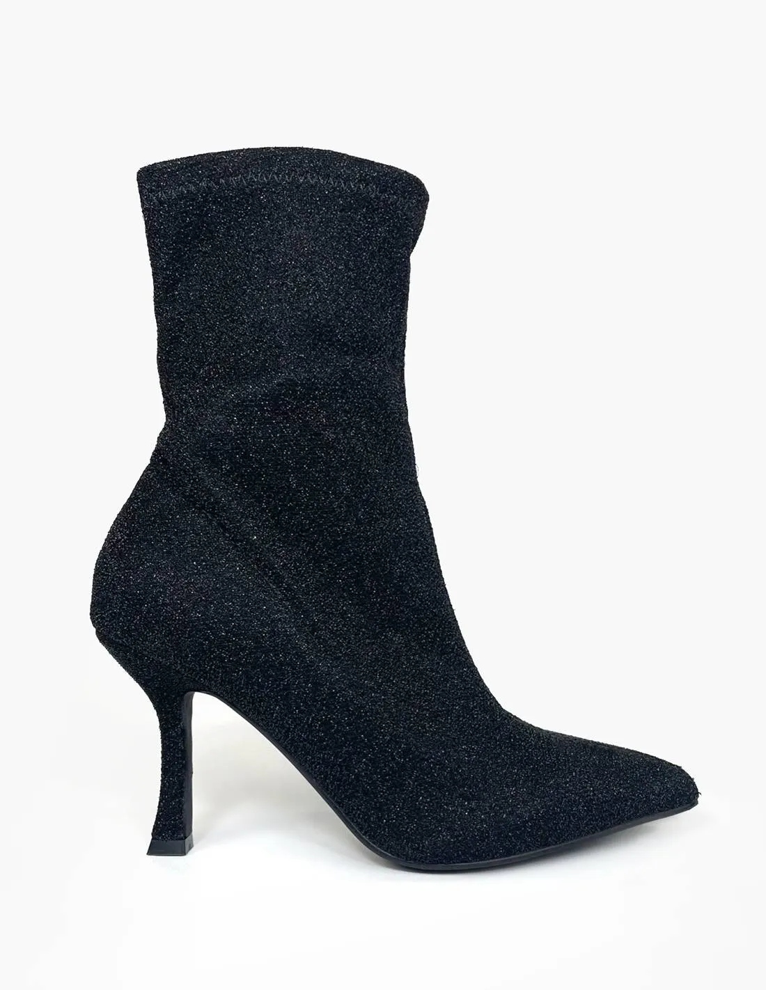 Botin brillo negro