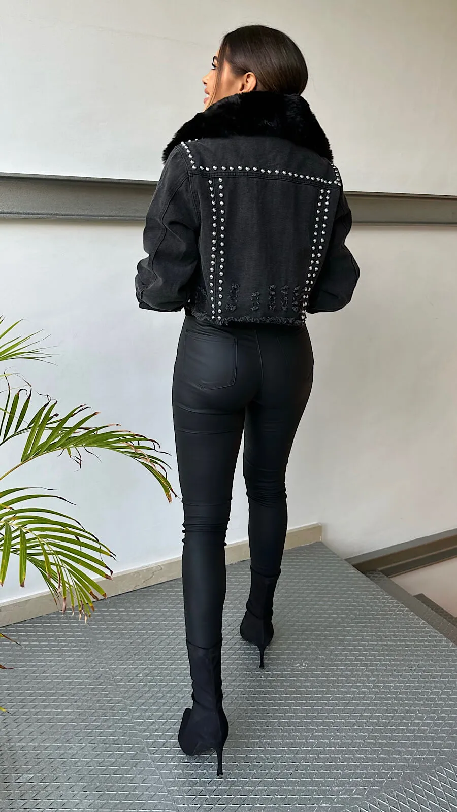 Camiseta Negra Corazón Transparencia
