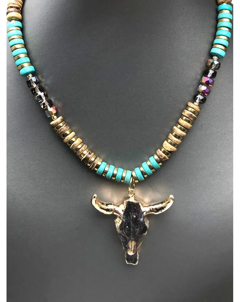 COLLARES VERANIEGOS DE MODA CON CABEZA DE TORO
