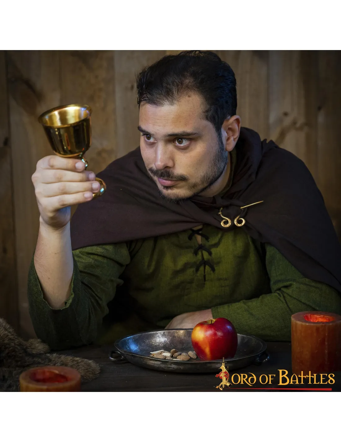 CáLIZ CEREMONIAL MEDIEVAL EN LATóN (150200 ML.)