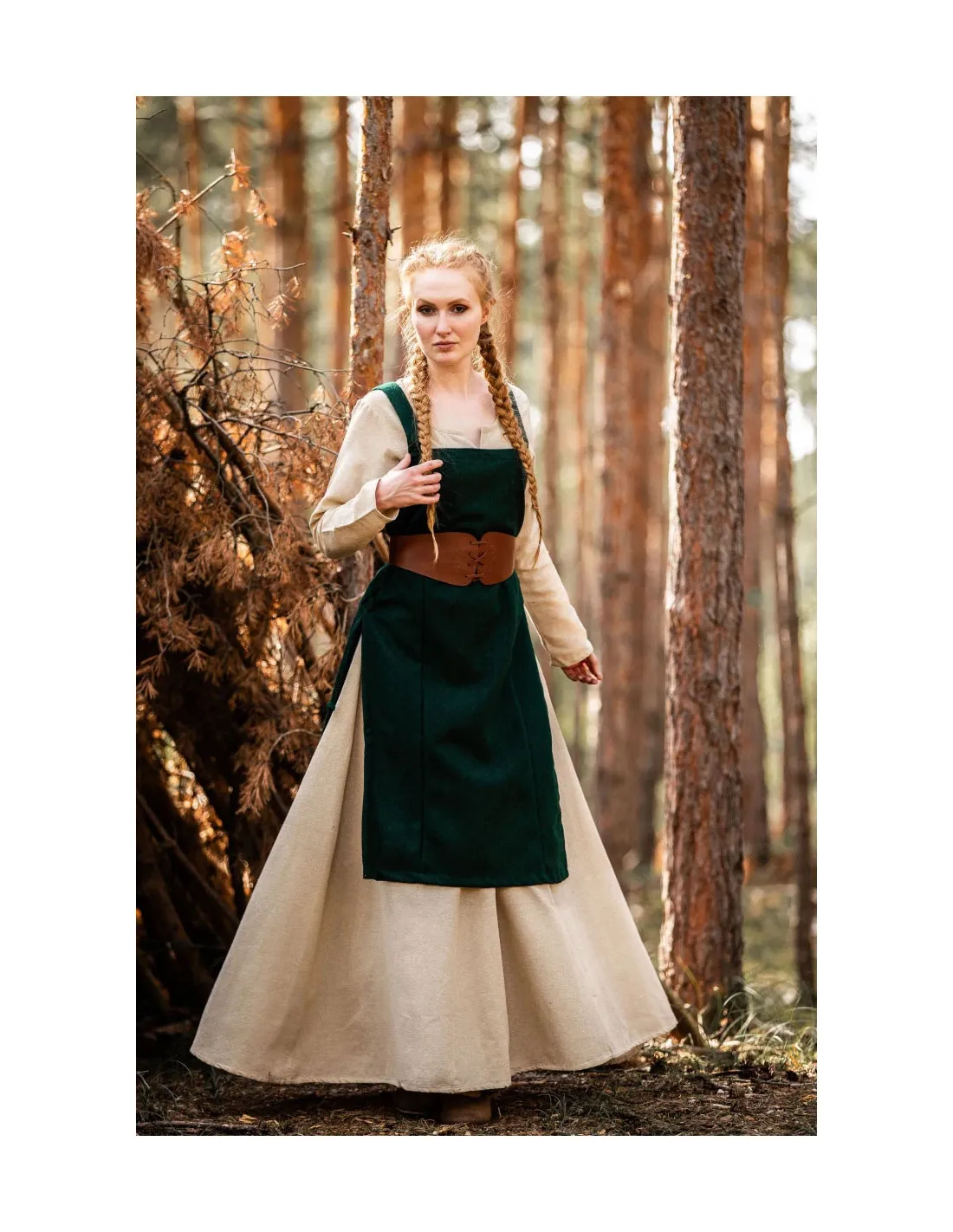 Delantal medieval vikingo Aila en lana, color verde