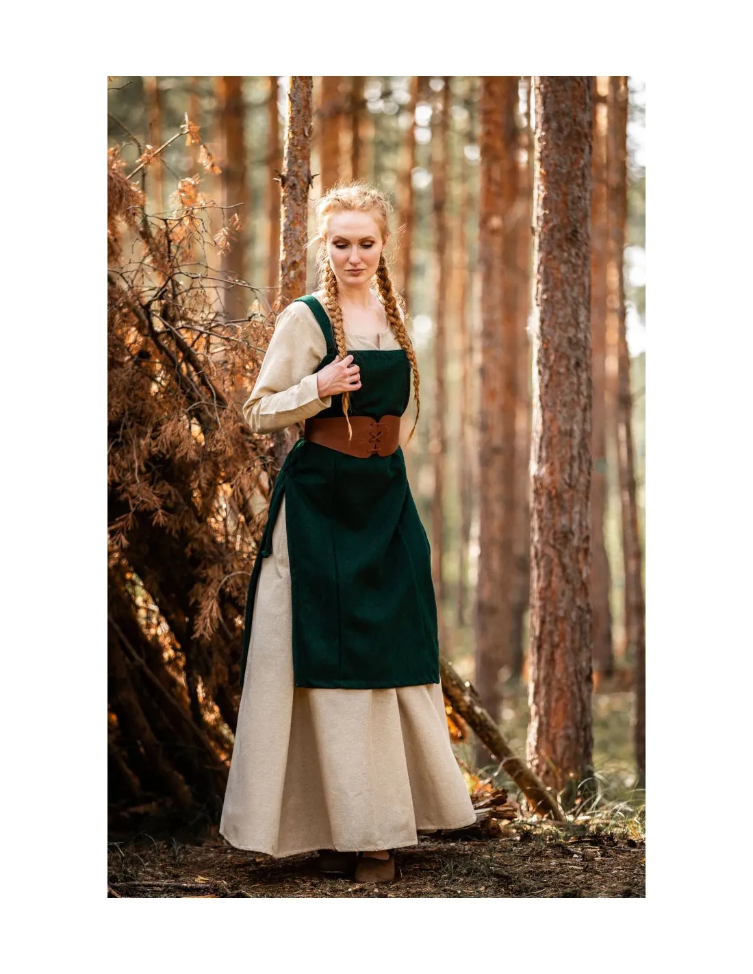Delantal medieval vikingo Aila en lana, color verde