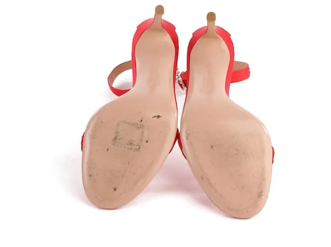GIANVITO ROSSI PORTOFINO 100 Sandalias de satén rojas con adornos de cristal 