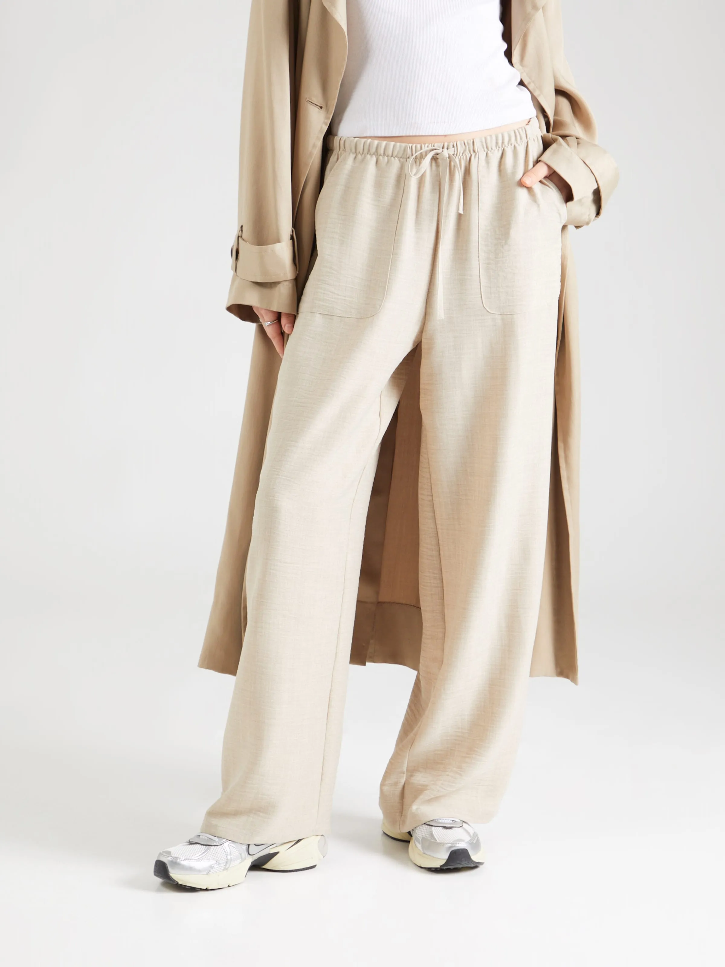 Loosefit Pantalón 'VMMelaney' VERO MODA en Beige