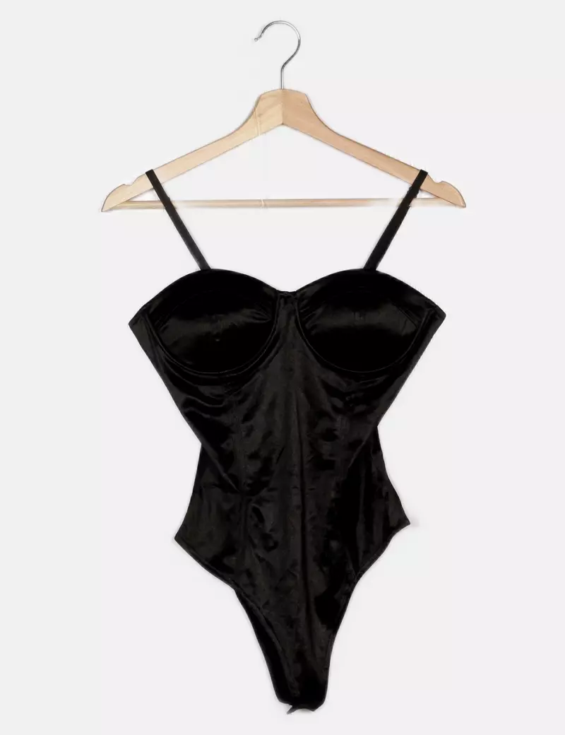 NoName Body