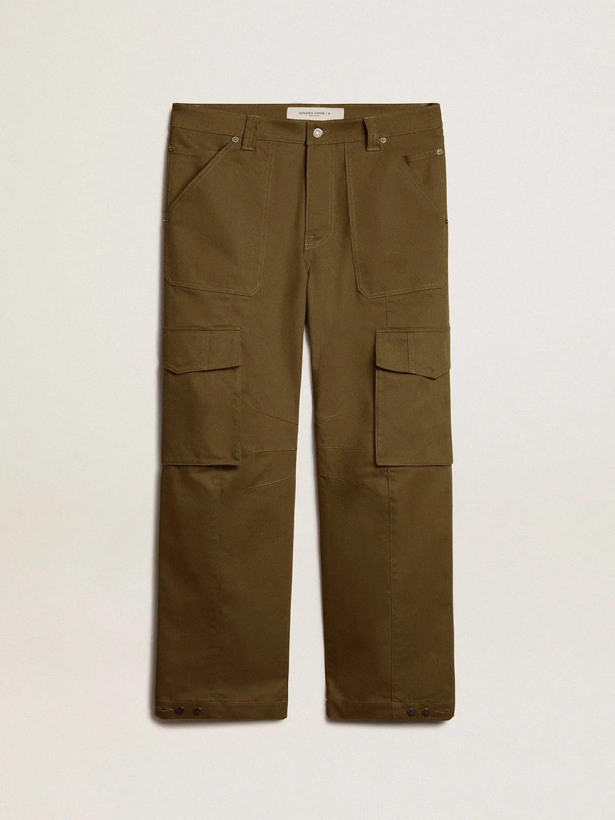 Pantalón cargo color verde oliva