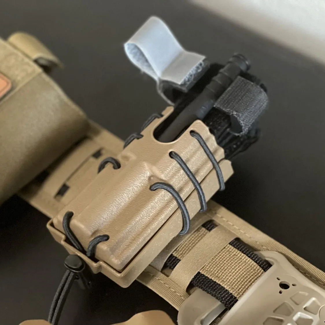 PORTA TORNIQUETE EVOLUTION UNIVERSAL TOURNIQUET POUCH  WILDER TACTICAL
