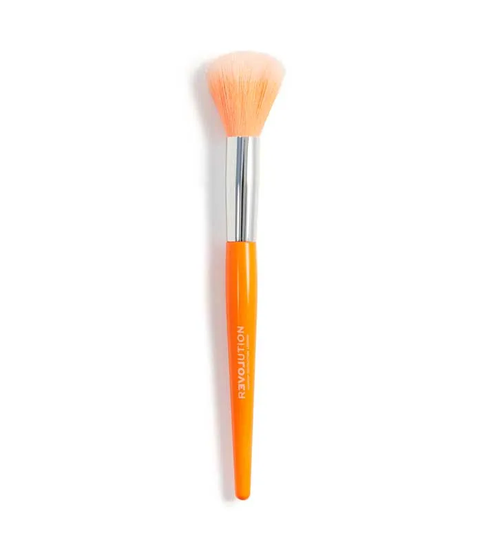 REVOLUTION RELOVE  BROCHA PARA BASE DE MAQUILLAJE QUEEN BUFFING