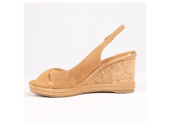Sandalias de cuña de nobuk y cuero Jimmy Choo 38 en camello AMELY 80 con tira trasera 