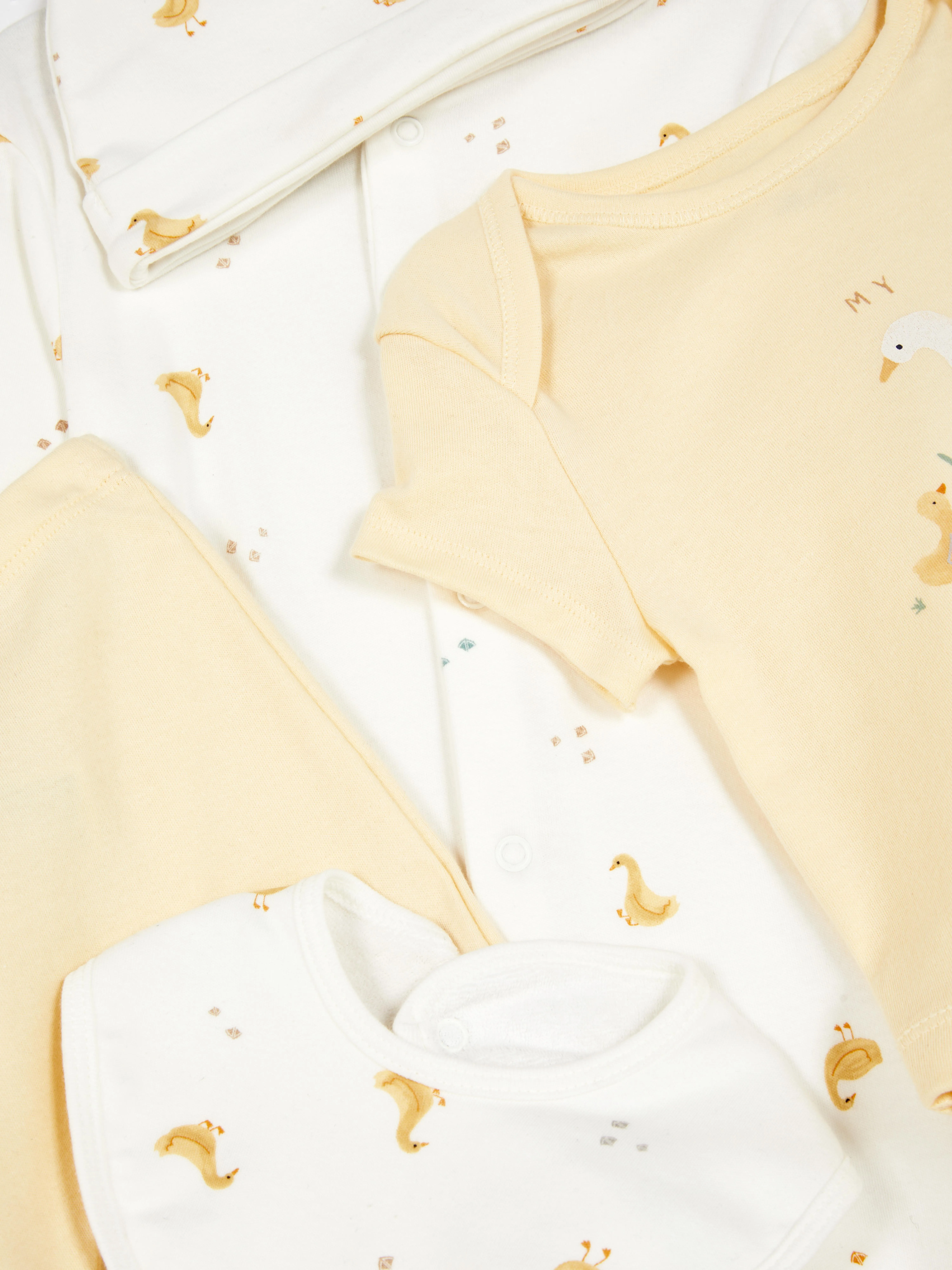 Set de 5 piezas para recién nacidos con patitos
