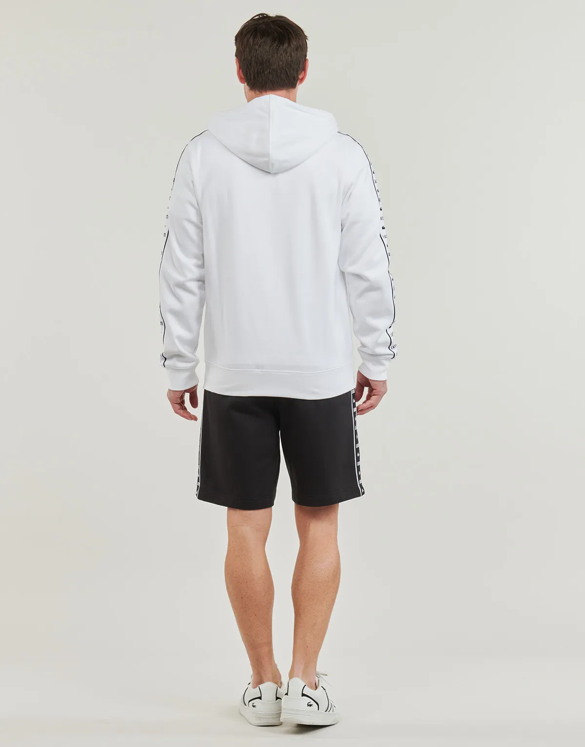 SH7457