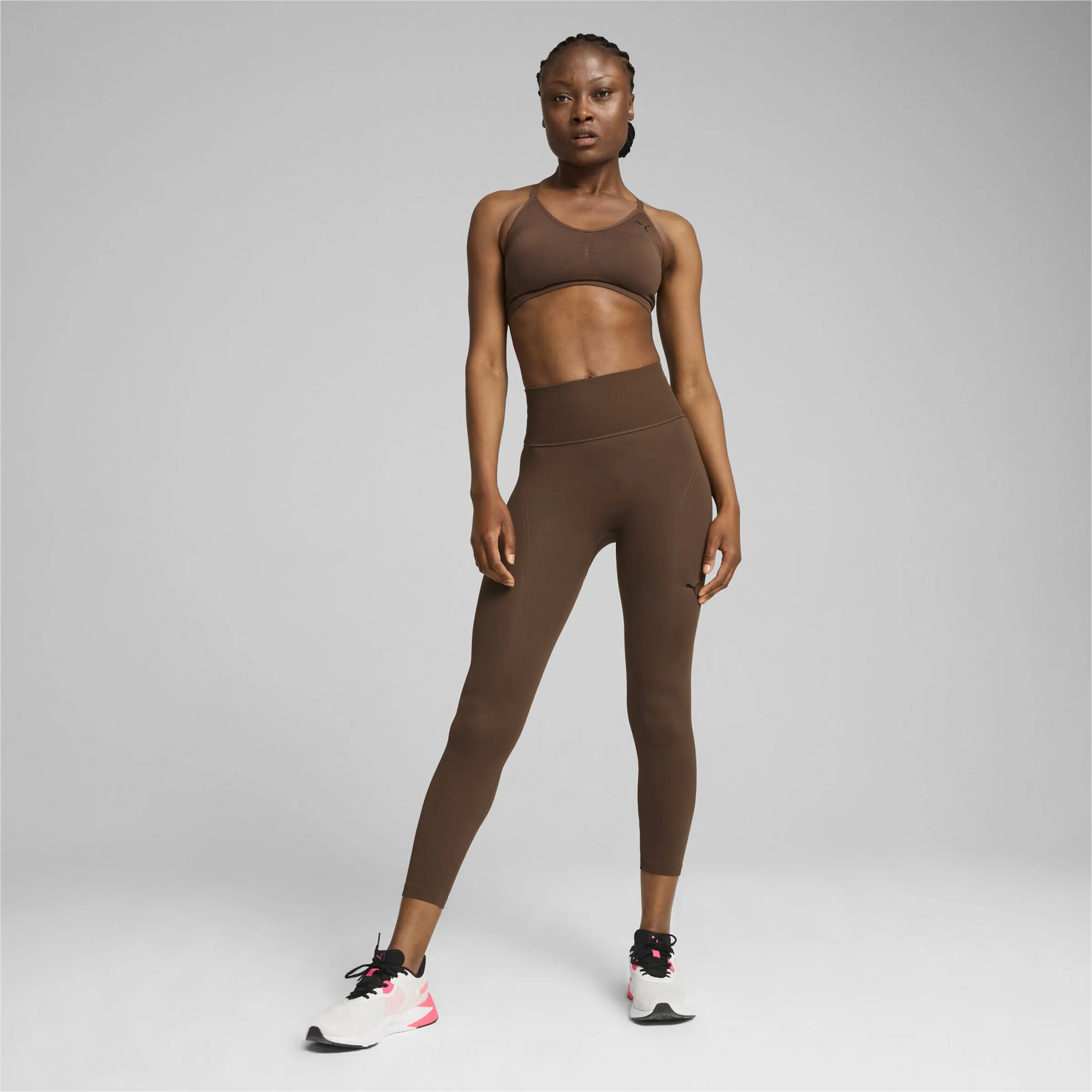 Skinny Pantalón deportivo PUMA en Chocolate