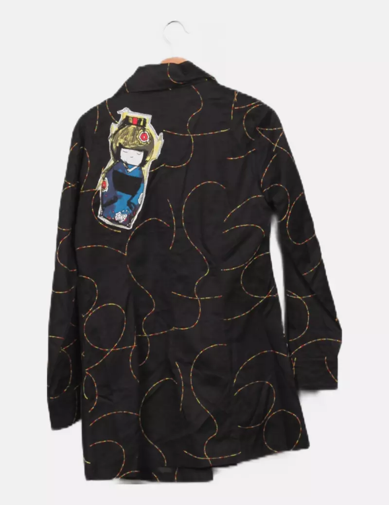 Smash! Chaqueta negra estampada