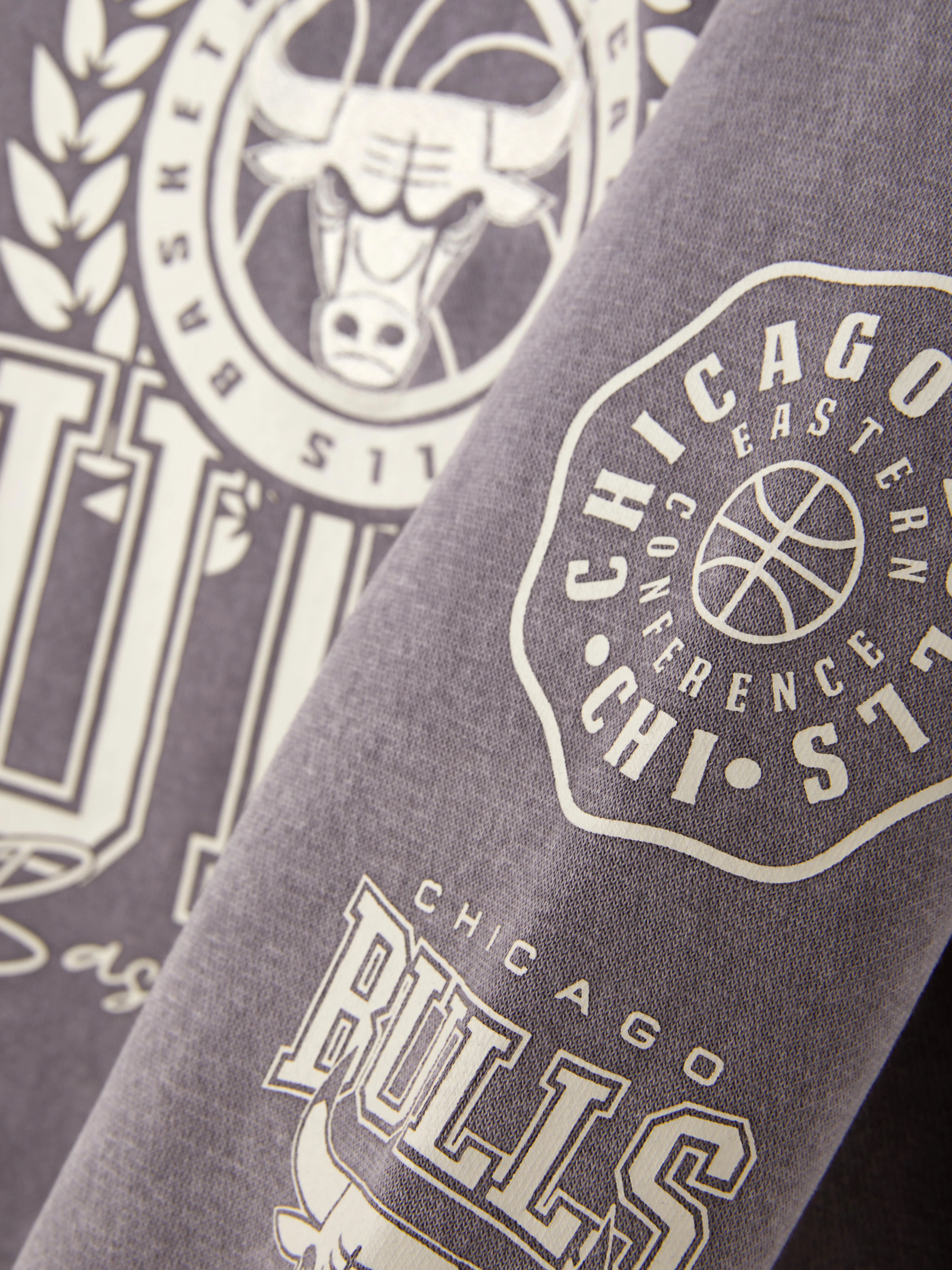 Sudadera lavada al ácido de los Chicago Bulls