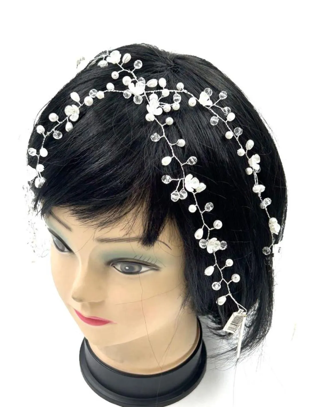 TOCADOS DE NOVIAS PARA BODAS IDEALES PARA REALZAR EL CABELLO