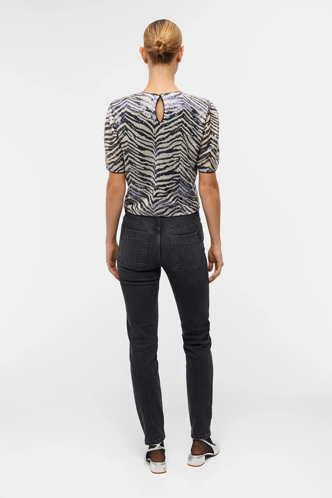 TOP LENTEJUELAS OBJNIDIA NEGRO