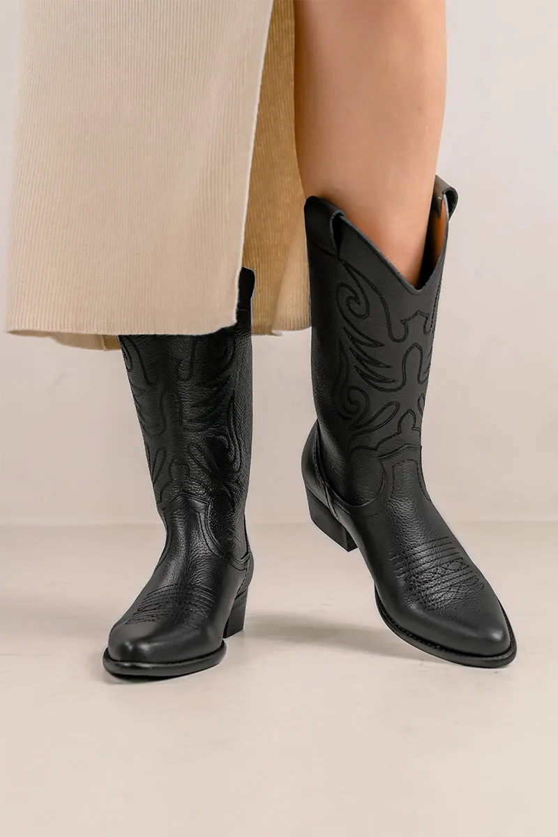 TOTAL BLACK  JANDRA