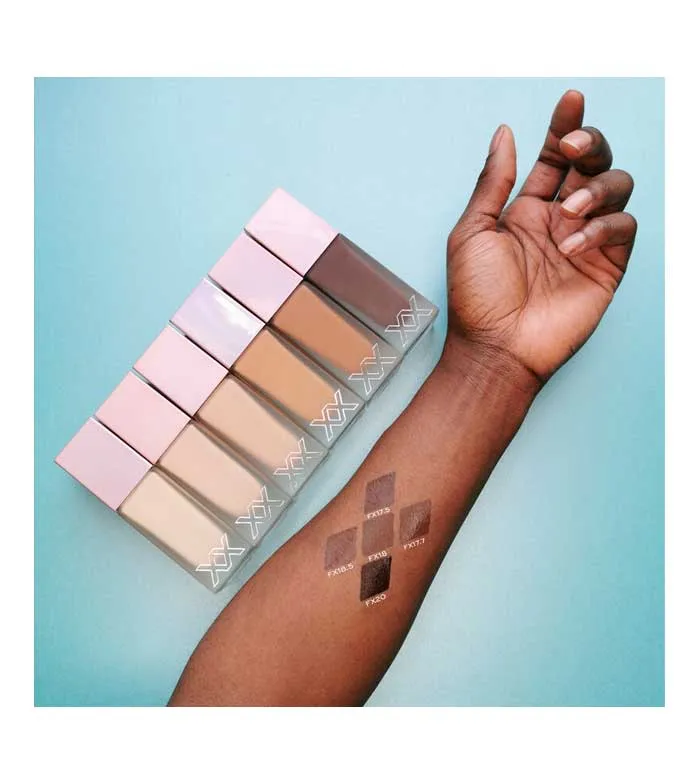 XX REVOLUTION  BASE DE MAQUILLAJE GLOW SKIN FAUXXDATION  FX16