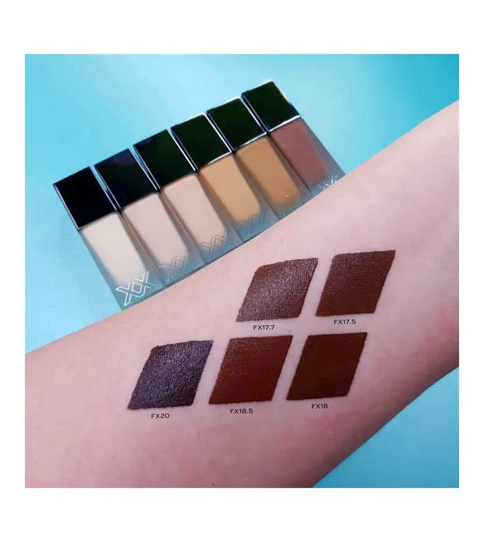 XX REVOLUTION  BASE DE MAQUILLAJE LIQUID SKIN FAUXXDATION  FX18