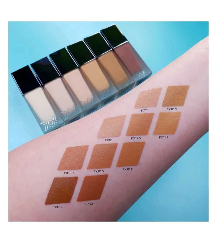 XX REVOLUTION  BASE DE MAQUILLAJE LIQUID SKIN FAUXXDATION  FX18