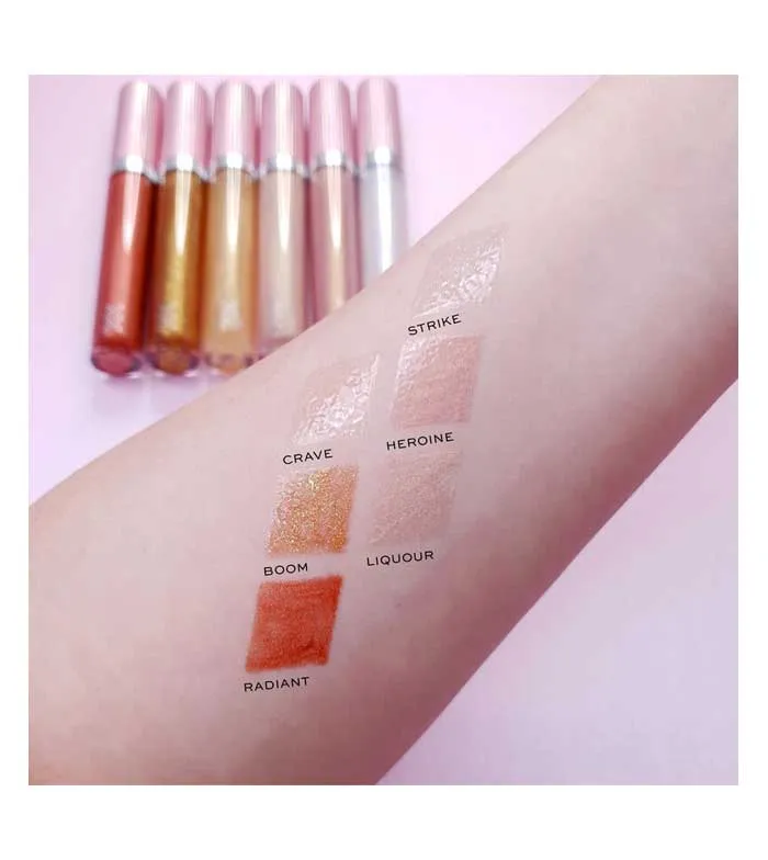 XX REVOLUTION  BRILLO DE LABIOS XXTRA GLOW  STRIKE