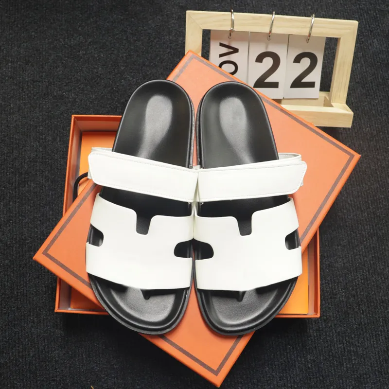 Zapatillas para mujer Zapatillas de diseñador para hombre Suelas Sandalias de playa informales de verano Cuero genuino de primer