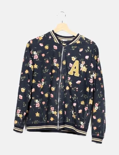 Zara Chaqueta azul estampada